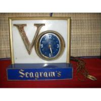 Antiguo Reloj Con Publicidad De Licor  Seagram's segunda mano  Perú 