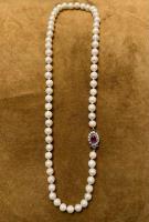 Collar De 62 Perlas Cultivadas Y Broche De Oro De 18k, usado segunda mano  Perú 