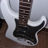 Usado, Guitarra Electrica Squier Strat Fender White segunda mano  Perú 