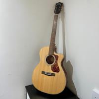 Guitarra Acústica Guild Om-240ce Para Diestros Con Funda, usado segunda mano  Perú 