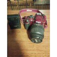  Nikon Kit D3200 + Lente Color  Rojo, usado segunda mano  Perú 