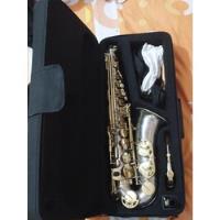 Saxofón Alto Olso Milan Seminuevo, usado segunda mano  Perú 