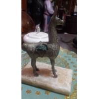 Escultura De Llama En Plaque Con Base De Marmol(tienda) segunda mano  Perú 