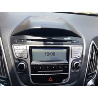 Autoradio Hyundai Tucson 2010-2014 Original - Funcionando segunda mano  Jesús María